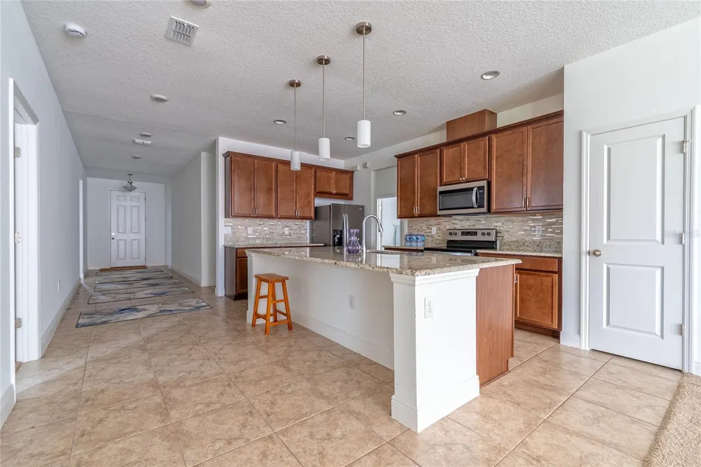 14815 MILFOIL AVENUE Orlando, FL 32827