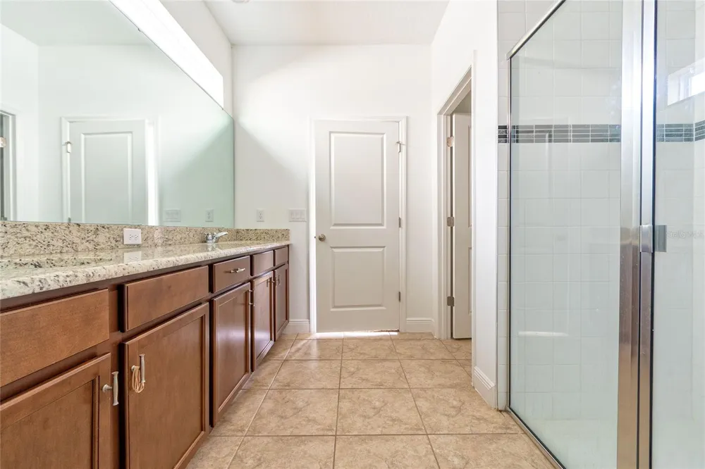 14815 MILFOIL AVENUE Orlando, FL 32827
