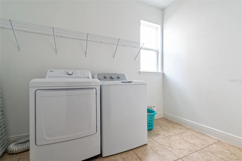 14815 MILFOIL AVENUE Orlando, FL 32827