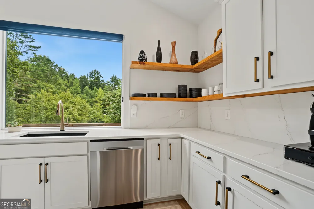 3286 Panorama DR Sautee Nacoochee, GA 30571