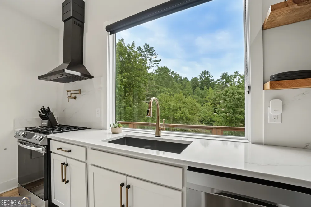 3286 Panorama DR Sautee Nacoochee, GA 30571