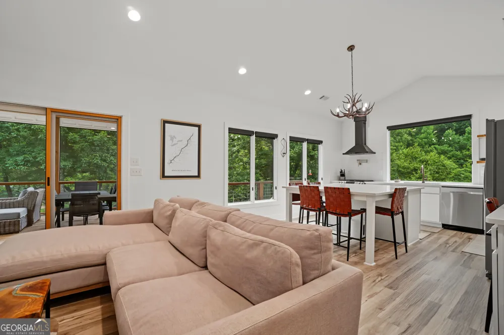 3286 Panorama DR Sautee Nacoochee, GA 30571