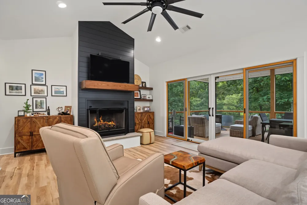 3286 Panorama DR Sautee Nacoochee, GA 30571