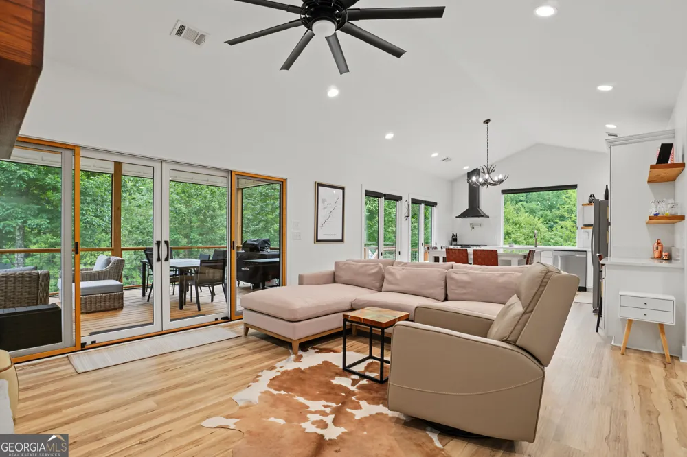 3286 Panorama DR Sautee Nacoochee, GA 30571