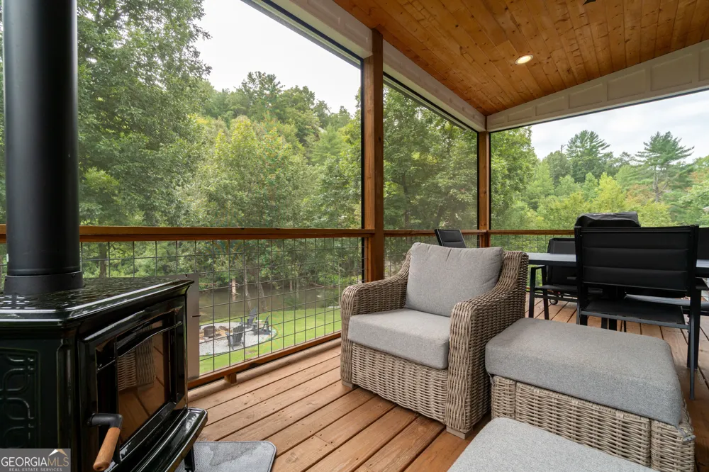 3286 Panorama DR Sautee Nacoochee, GA 30571