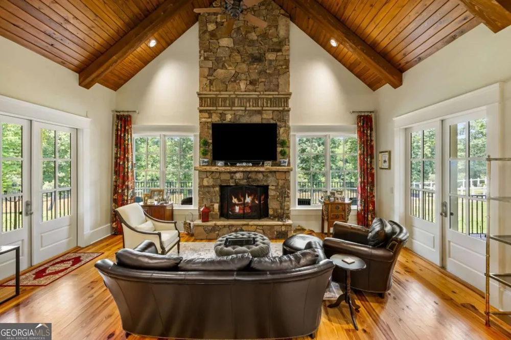 525 N River RD NE Rome, GA 30161