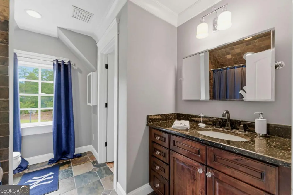 525 N River RD NE Rome, GA 30161