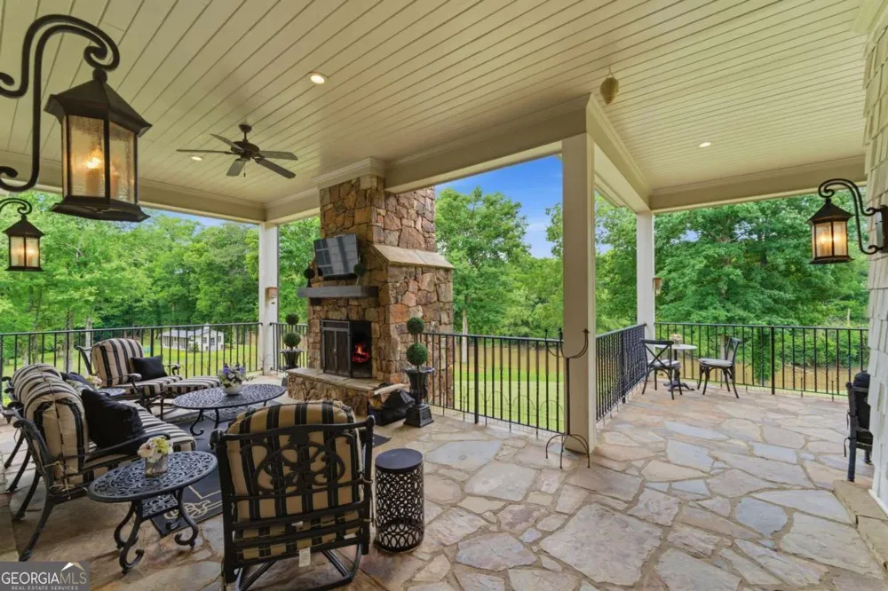 525 N River RD NE Rome, GA 30161