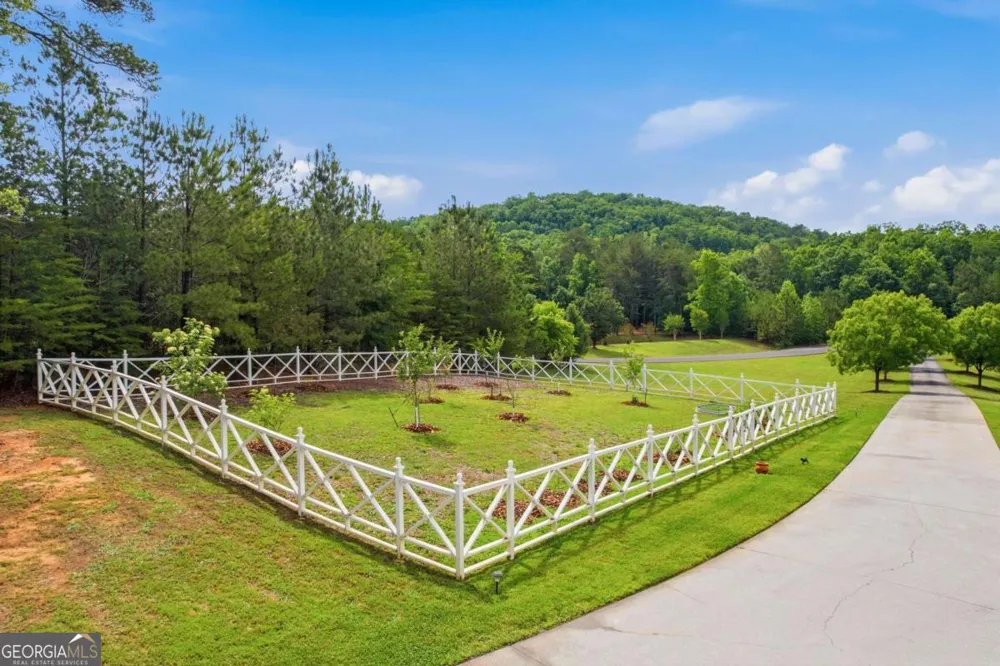 525 N River RD NE Rome, GA 30161