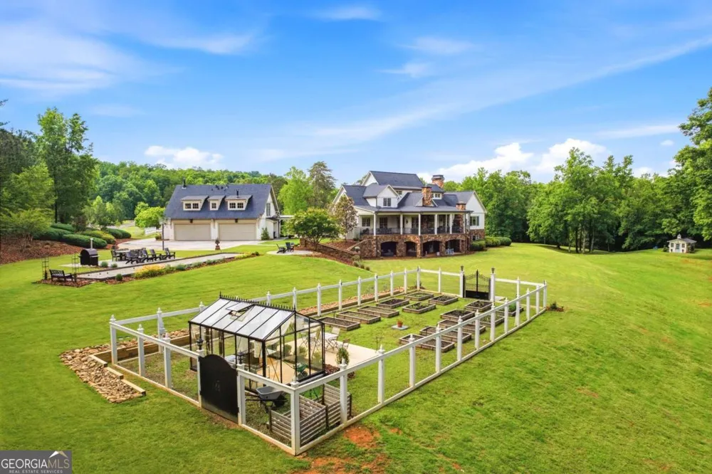 525 N River RD NE Rome, GA 30161