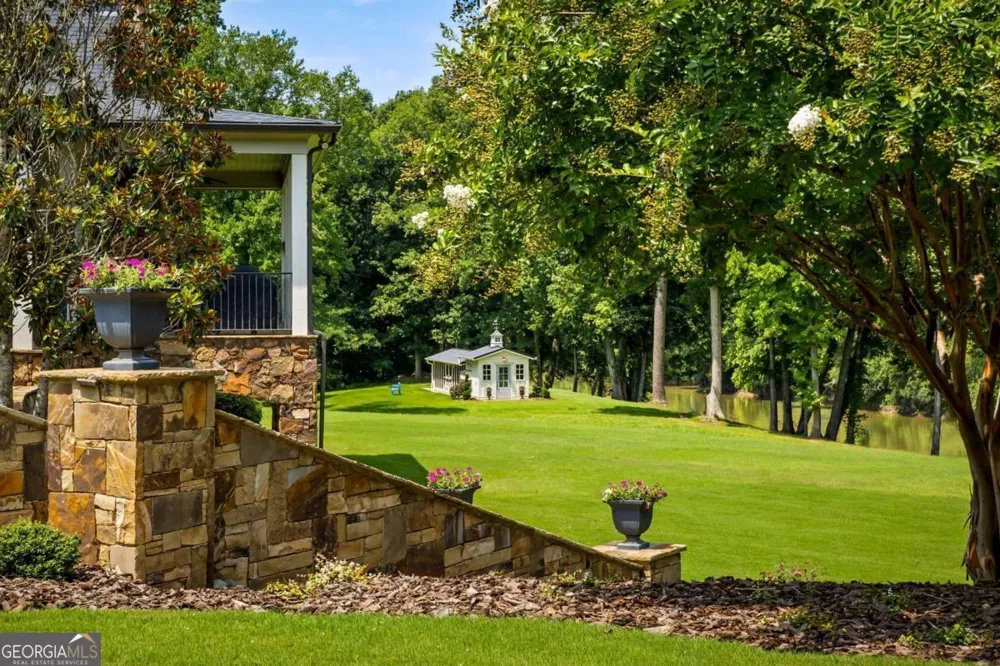 525 N River RD NE Rome, GA 30161