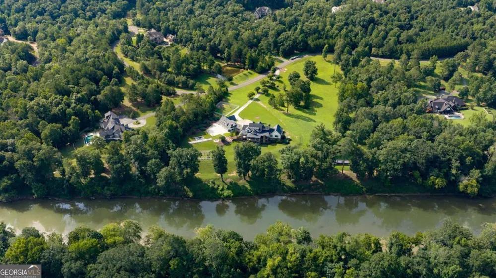 525 N River RD NE Rome, GA 30161