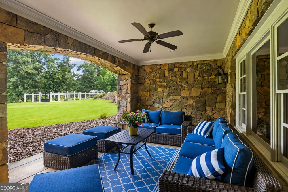 525 N River RD NE Rome, GA 30161