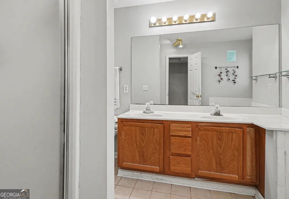 458 Padens Valley CT Lawrenceville, GA 30044