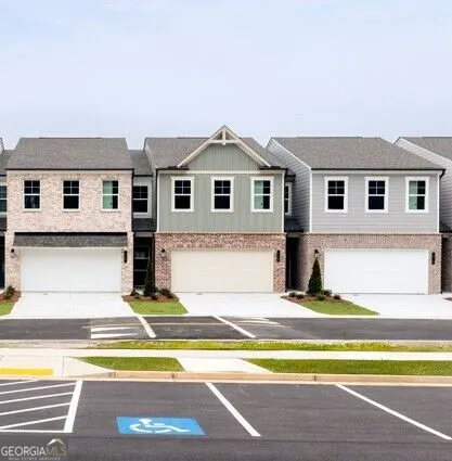 543 Raelyns WAY