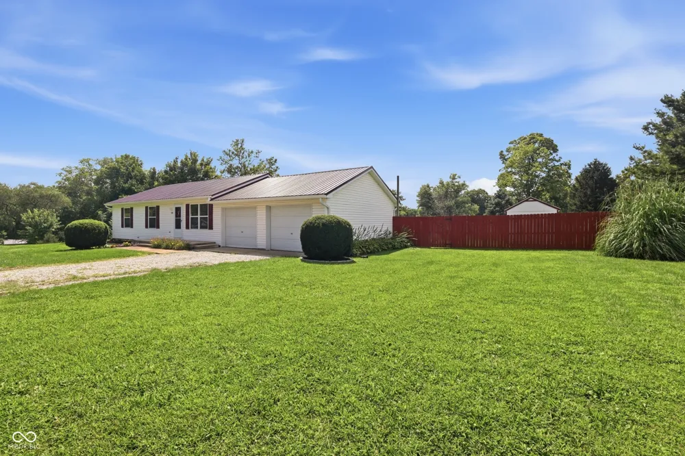 118 S Jackson Street Waveland, IN 47989