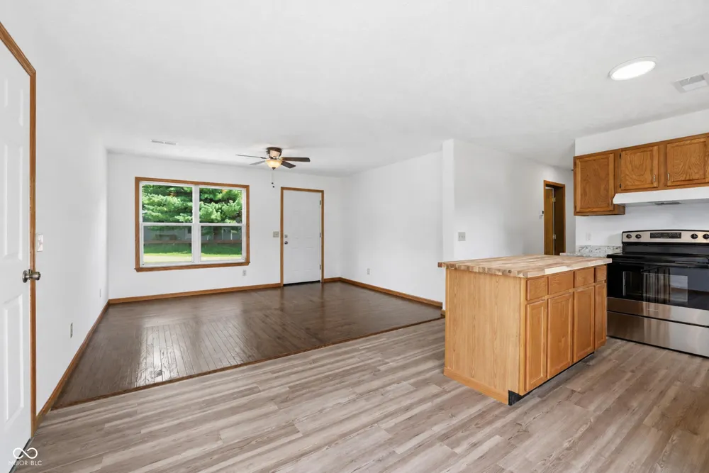 118 S Jackson Street Waveland, IN 47989