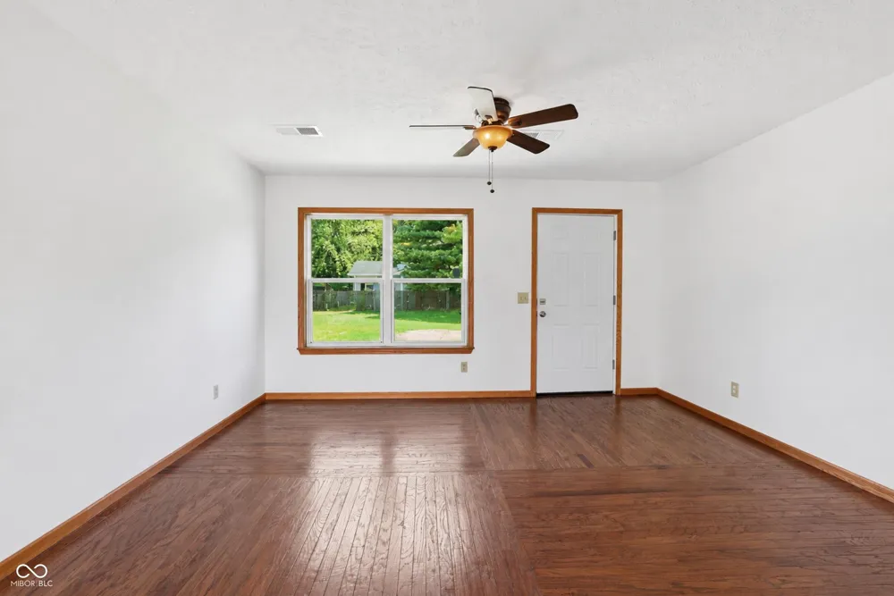 118 S Jackson Street Waveland, IN 47989