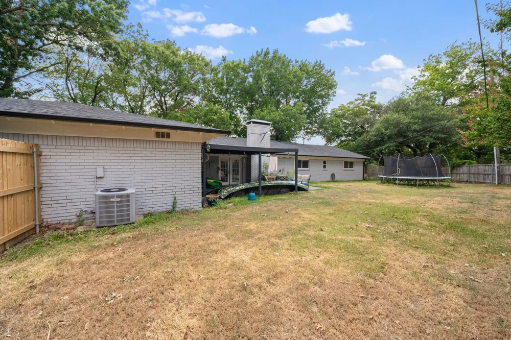 1507 Greenbrier Drive Sherman, TX 75092