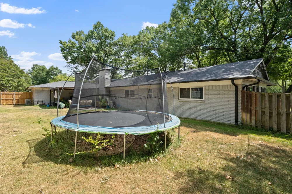 1507 Greenbrier Drive Sherman, TX 75092