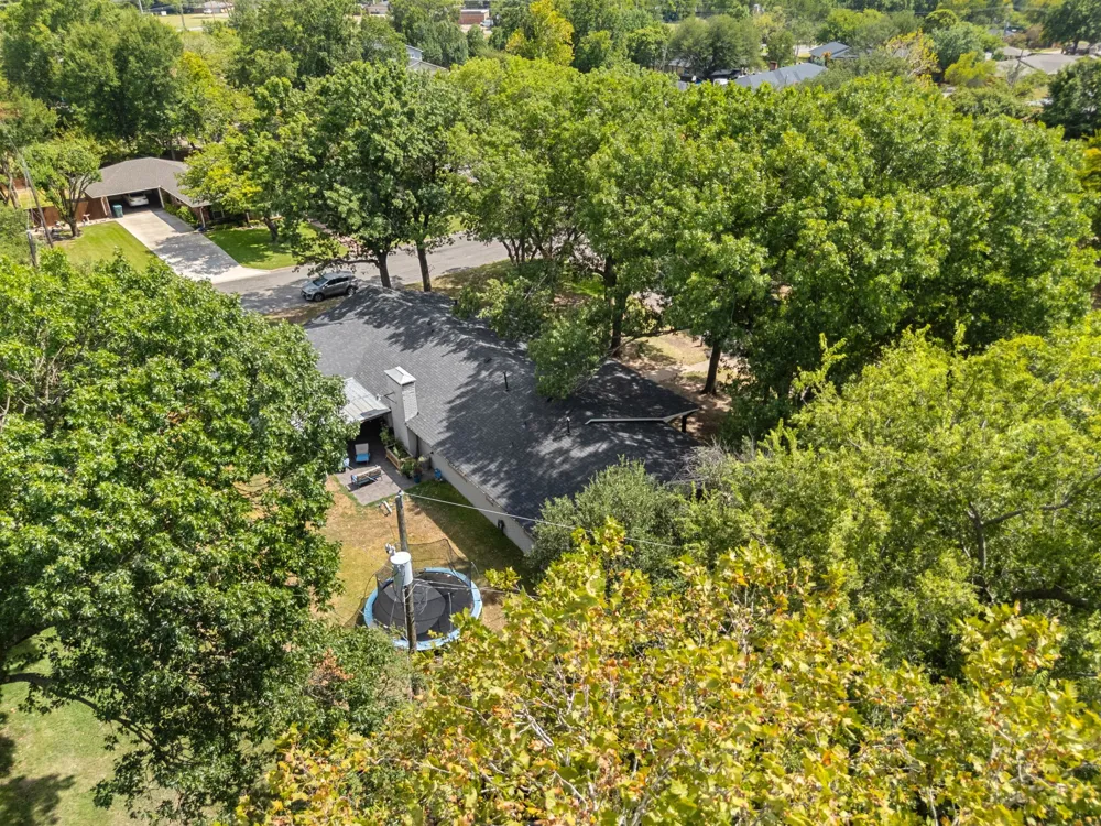 1507 Greenbrier Drive Sherman, TX 75092
