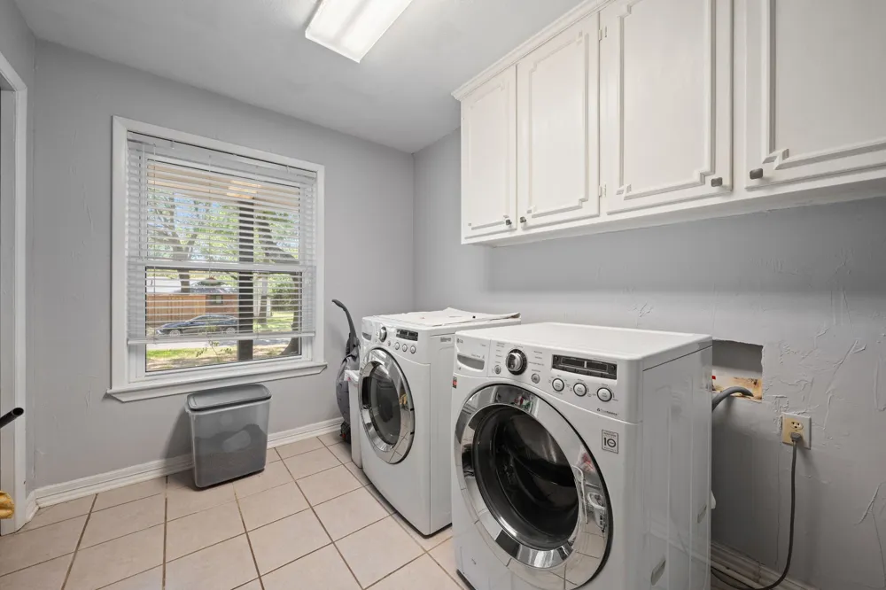 1507 Greenbrier Drive Sherman, TX 75092