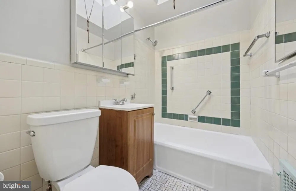 1434 CRESTON STREET Philadelphia, PA 19149