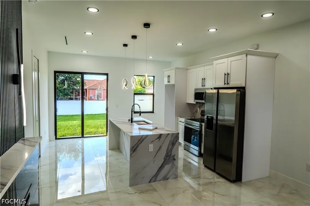 11TH STREET W Lehigh Acres, FL 33971
