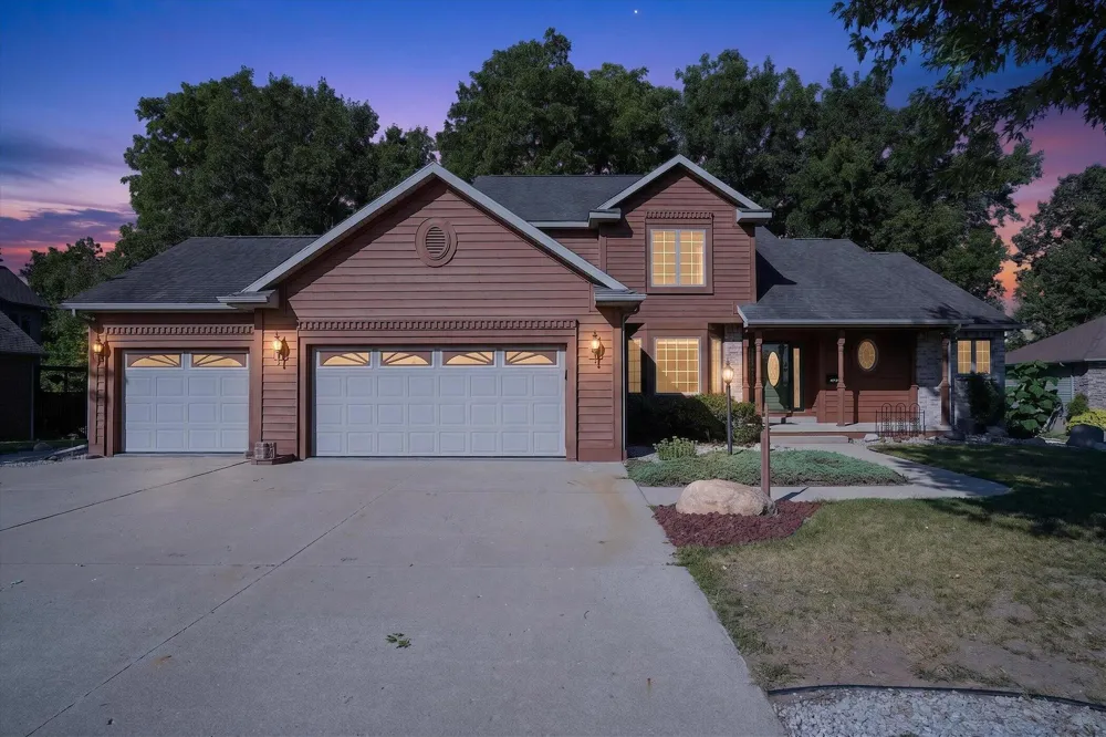 4729 Dimond Way Dimondale, MI 48821