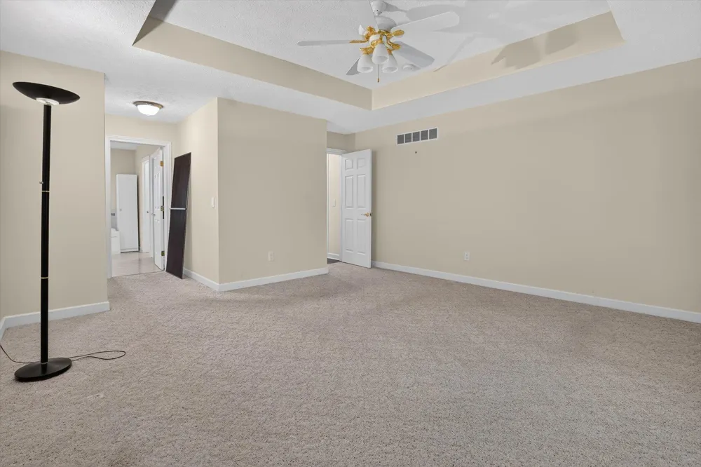 4729 Dimond Way Dimondale, MI 48821