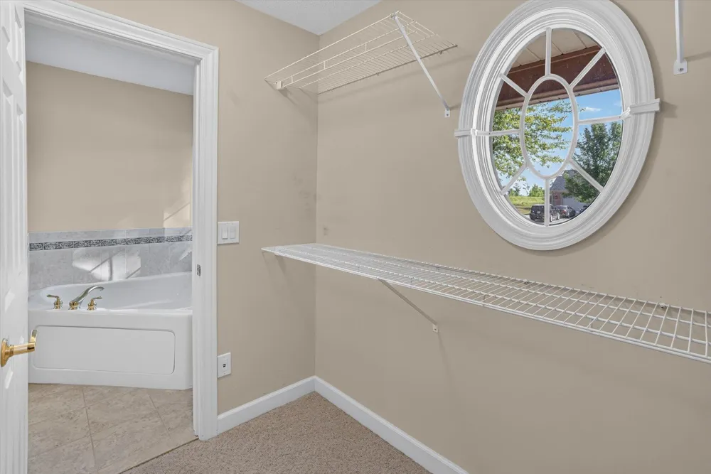 4729 Dimond Way Dimondale, MI 48821