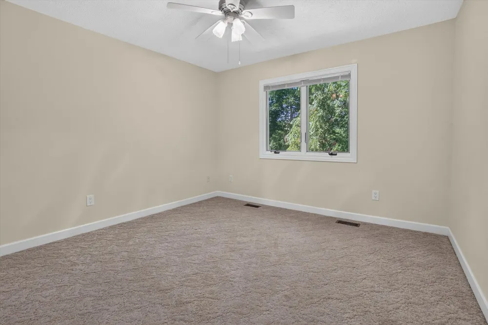 4729 Dimond Way Dimondale, MI 48821