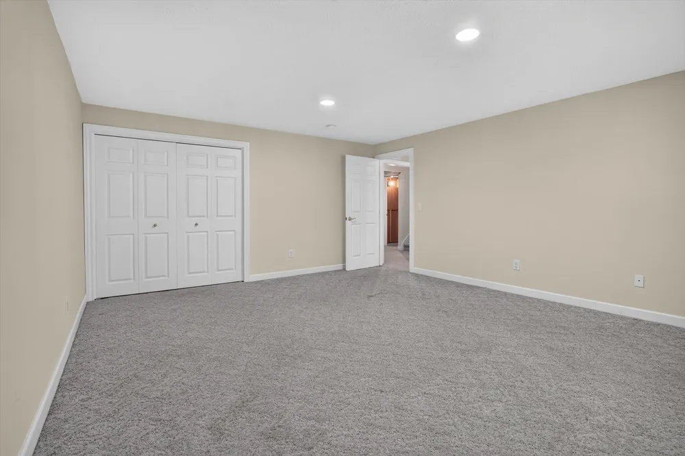 4729 Dimond Way Dimondale, MI 48821