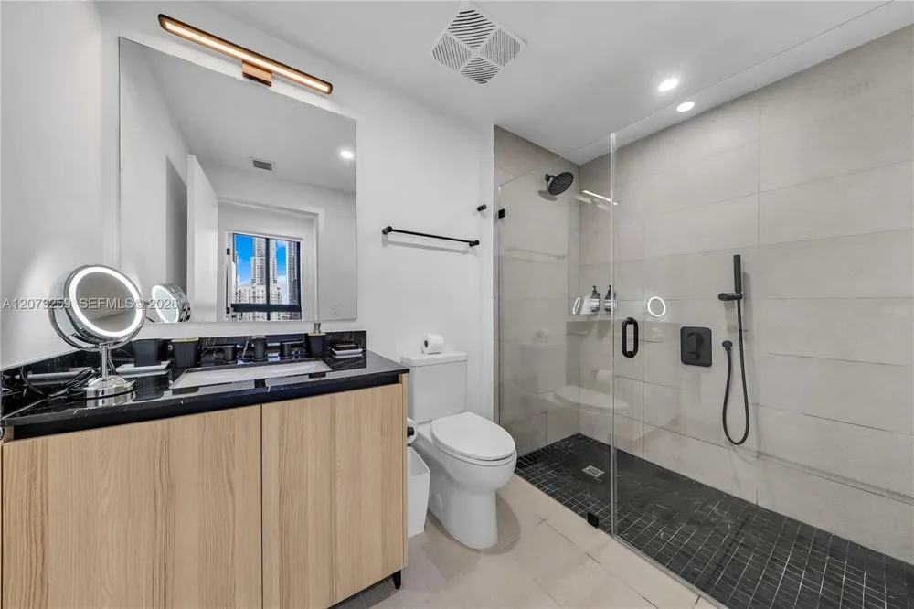225 Miami Ave #2005 Miami, FL 33128