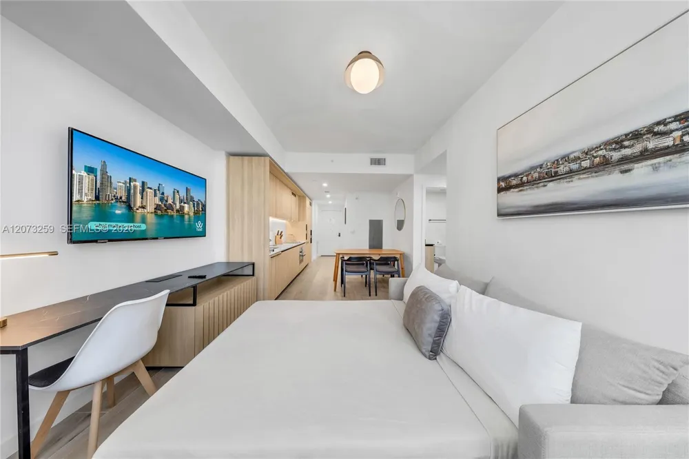 225 Miami Ave #2005 Miami, FL 33128