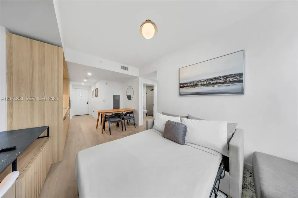 225 Miami Ave #2005 Miami, FL 33128