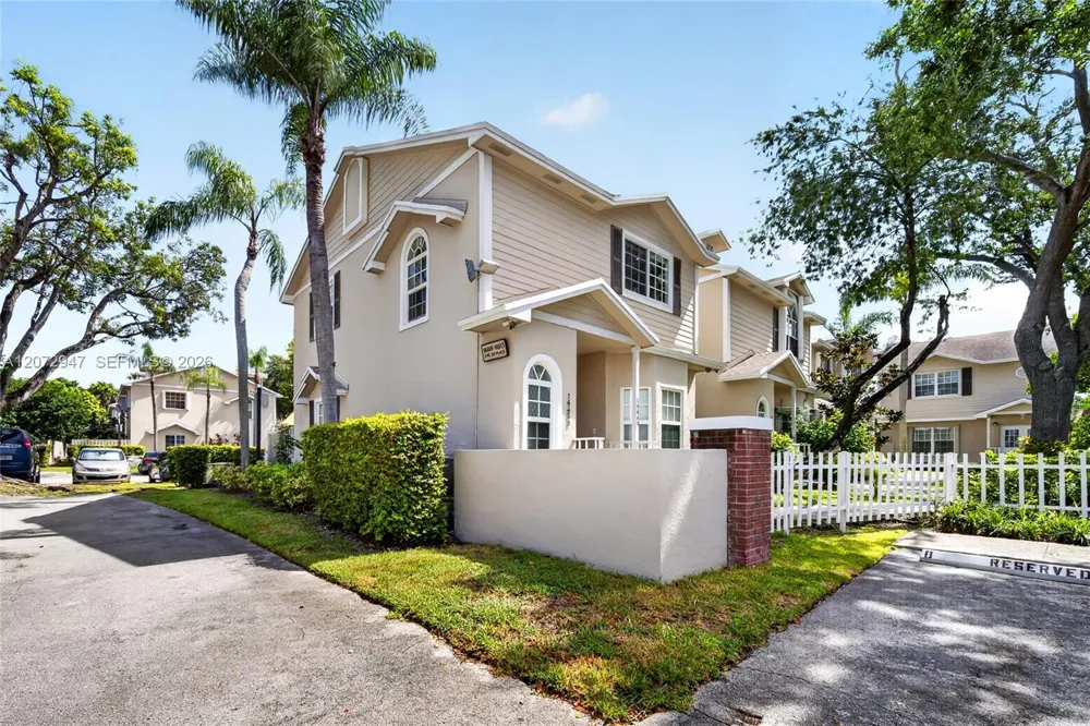 14451 SW 122nd Pl #1102 Miami, FL 33186
