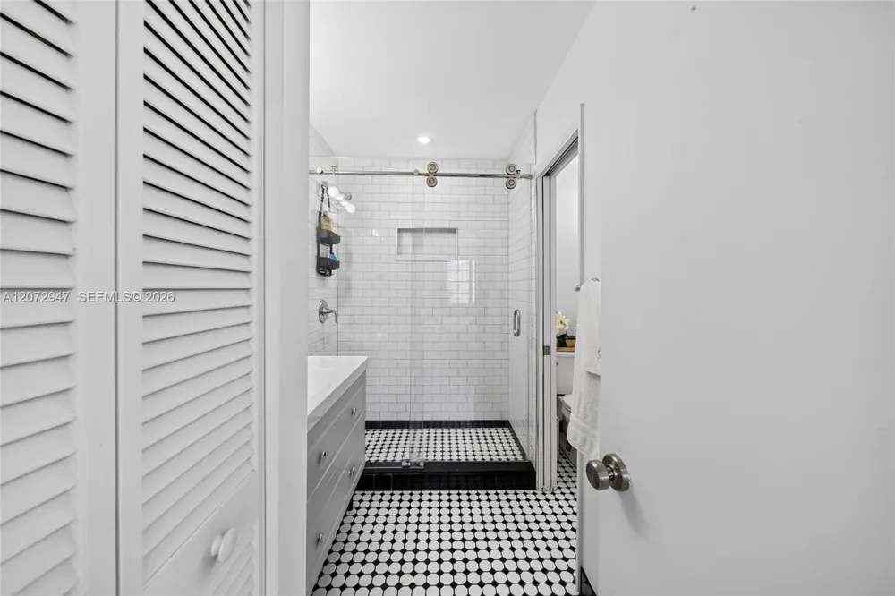 14451 SW 122nd Pl #1102 Miami, FL 33186