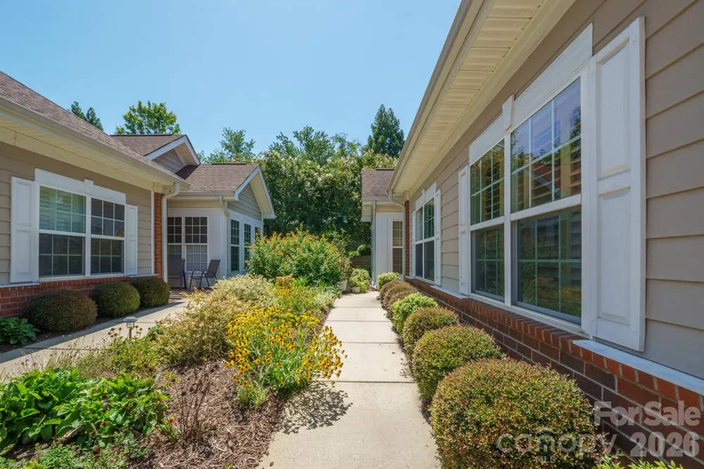 3221 Abbey Walk Lane Matthews, NC 28105