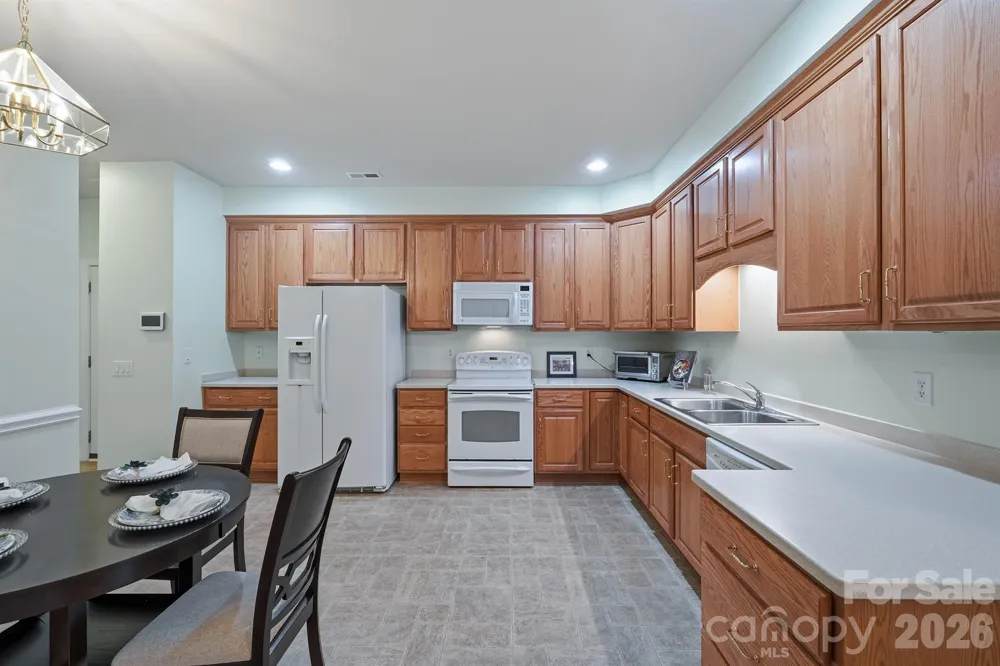3221 Abbey Walk Lane Matthews, NC 28105