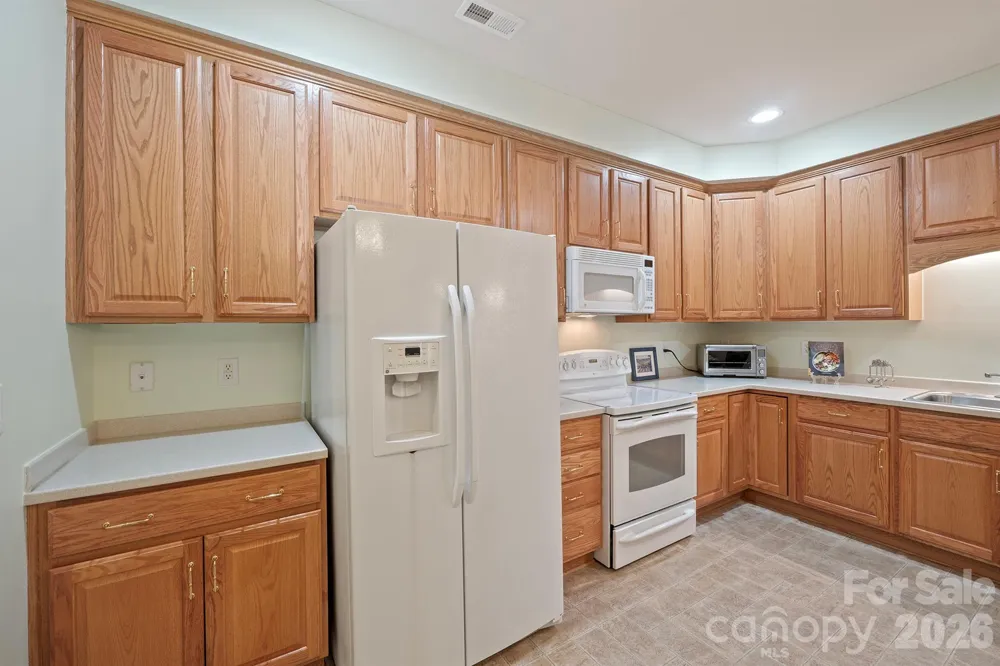 3221 Abbey Walk Lane Matthews, NC 28105