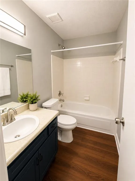 37 Windgate Drive Riverdale, GA 30274