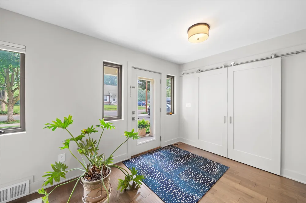 1805 Charlton Avenue Ann Arbor, MI 48103