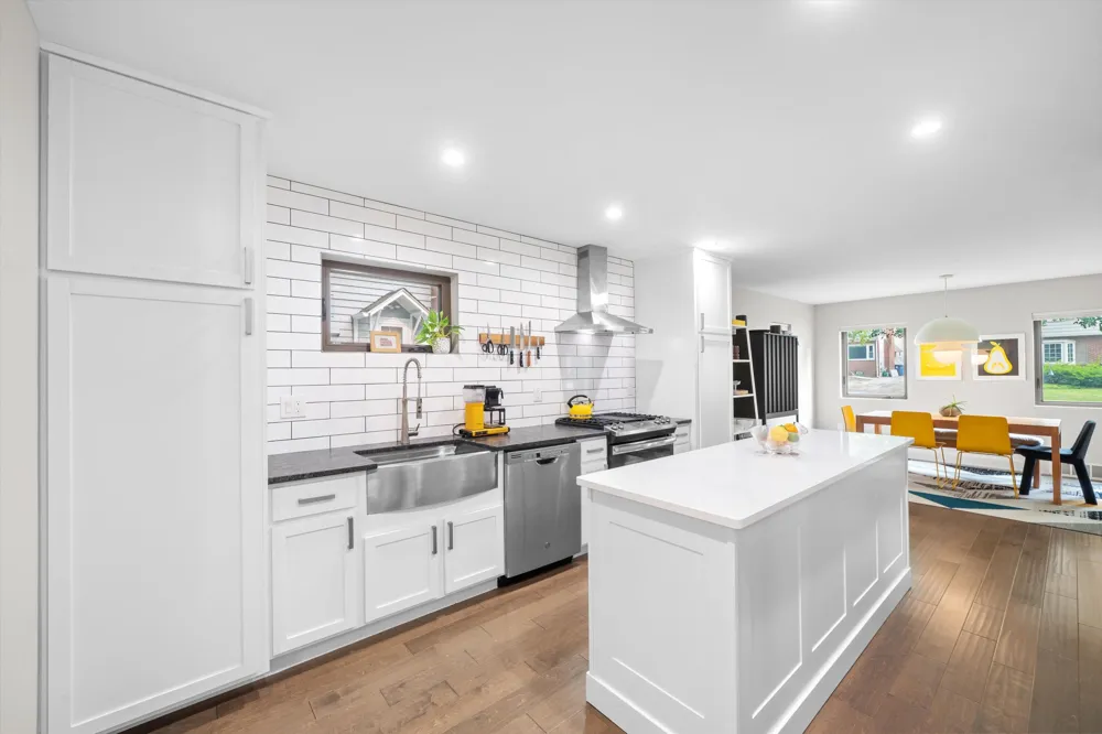 1805 Charlton Avenue Ann Arbor, MI 48103