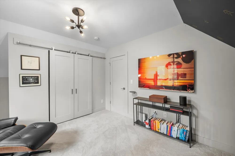 1805 Charlton Avenue Ann Arbor, MI 48103