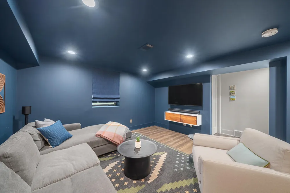 1805 Charlton Avenue Ann Arbor, MI 48103