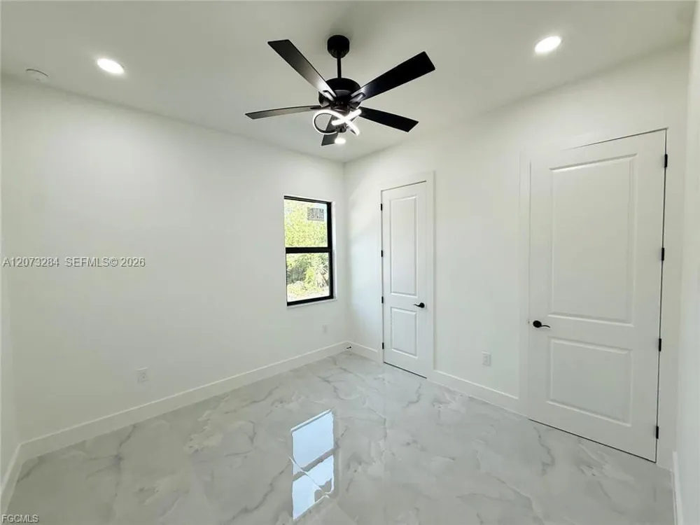 2915 49TH ST W Lehigh Acres, FL 33971