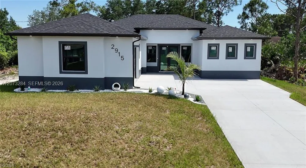 2915 49TH ST W Lehigh Acres, FL 33971