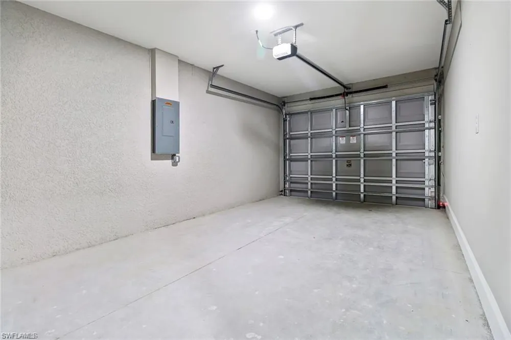 2215 Kenneth Avenue S Lehigh Acres, FL 33973