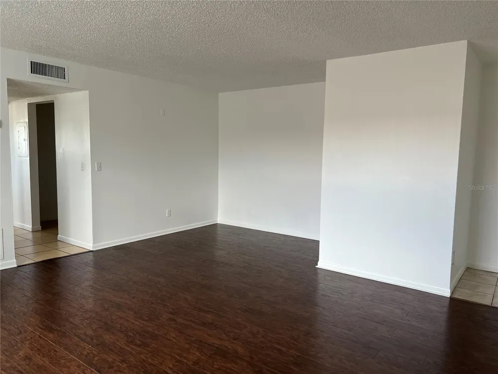 8701 4TH STREET #309 St Petersburg, FL 33702